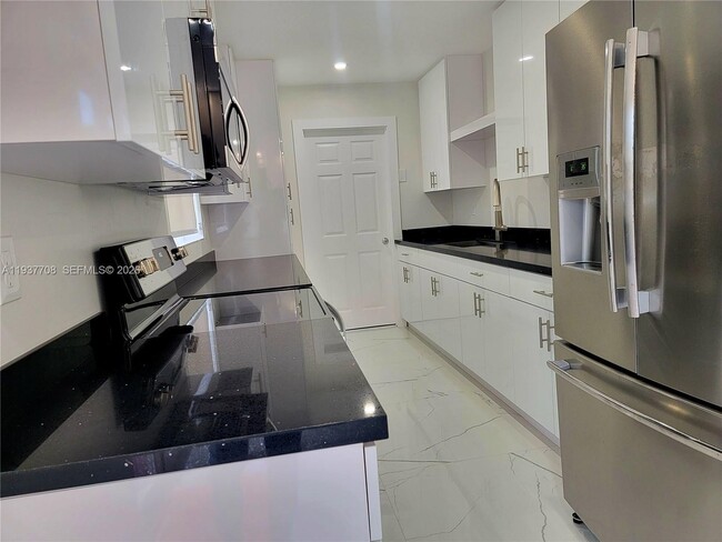 Building Photo - 14860 SW 307th St