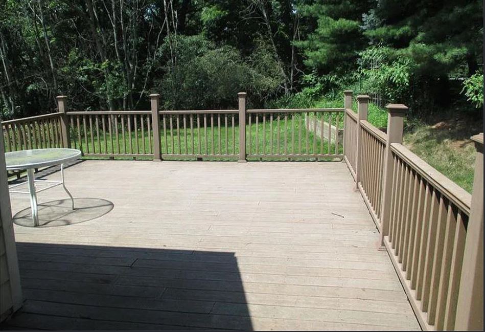 Building Photo - 223 Springhouse Ln