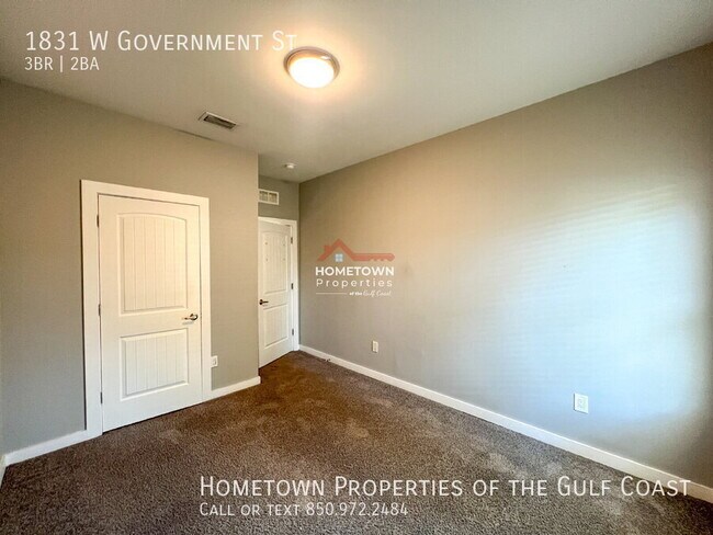 Building Photo - 3-Bed Downtown Pensacola Cottage