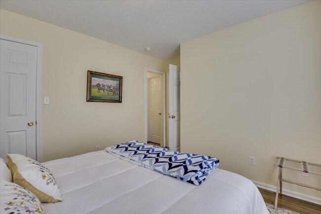 Building Photo - 147 Portofino Ln SW