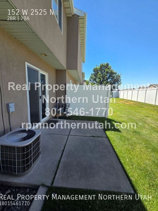 Building Photo - 152 W 2525 N