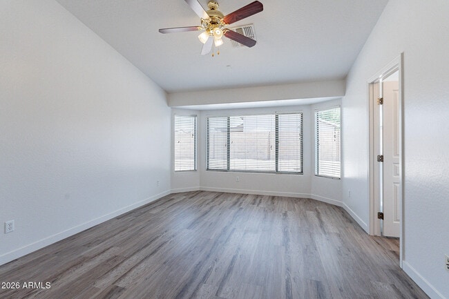 Building Photo - 24866 W Huntington Dr