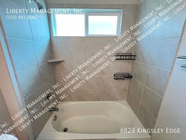 Building Photo - 6823 Kingsley Edge