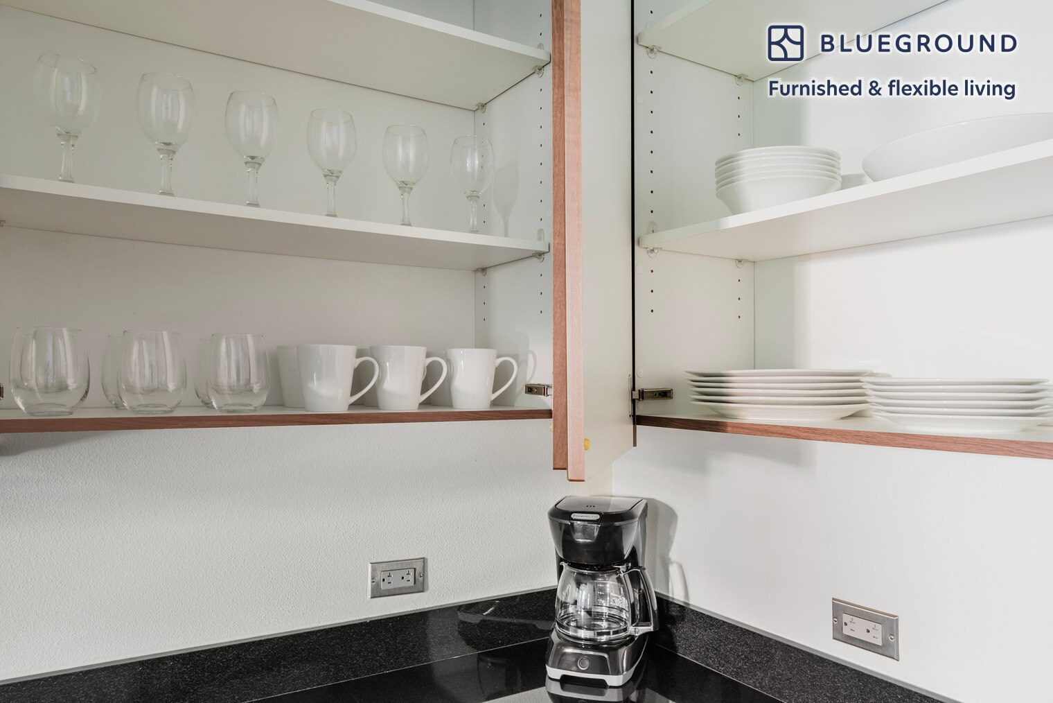 Building Photo - 388 Santana Row