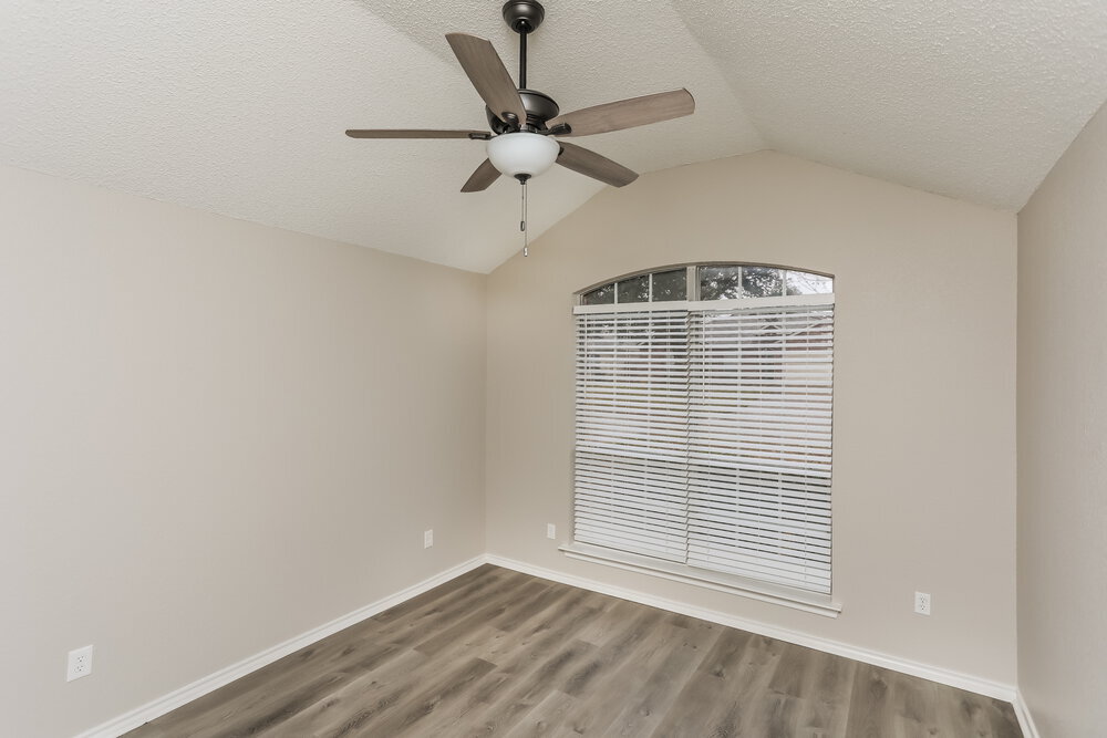 Building Photo - 1512 Fern Dr