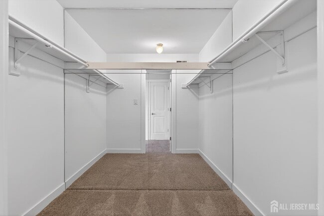 Building Photo - 172 Nathan Dr