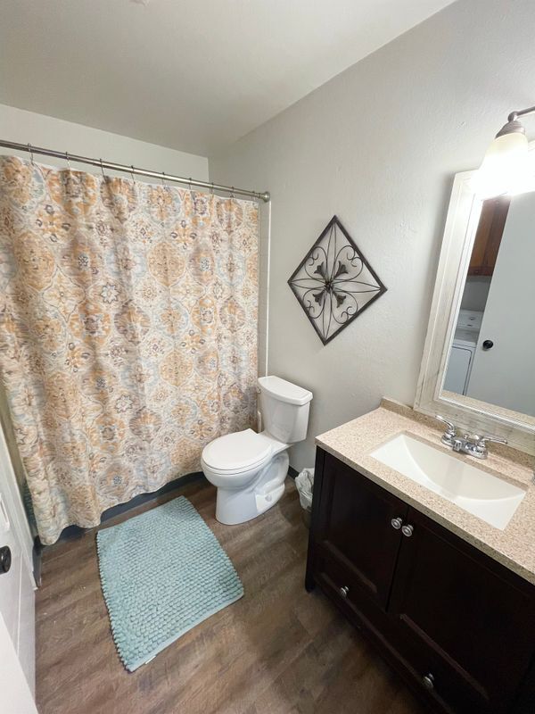 Building Photo - 455 S Morain St