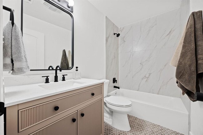 Building Photo - 1504 Allen Rd