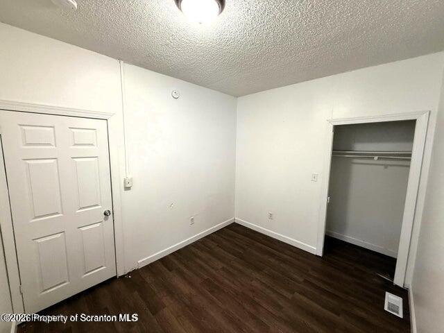 Building Photo - 3 Miller St