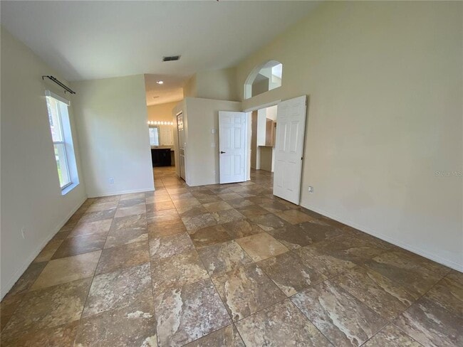 Building Photo - 9420 Bluebird Dr