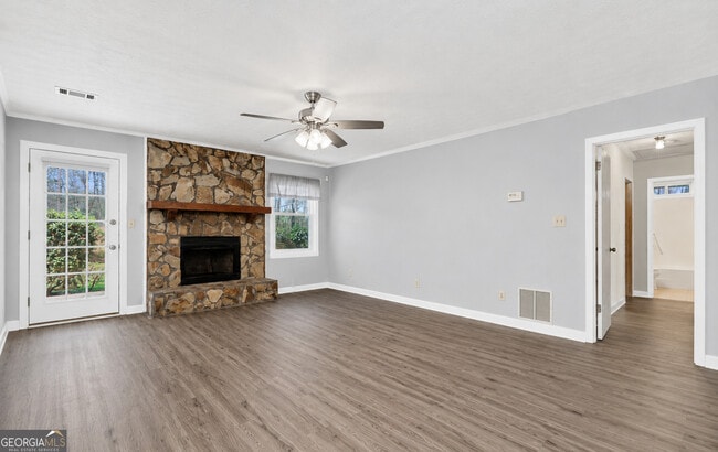 Building Photo - 50 Old Lantern Dr
