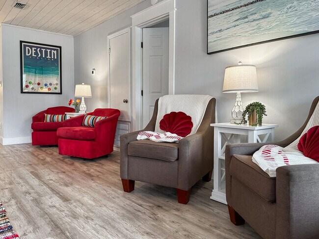 Building Photo - 4507 Luke Ave