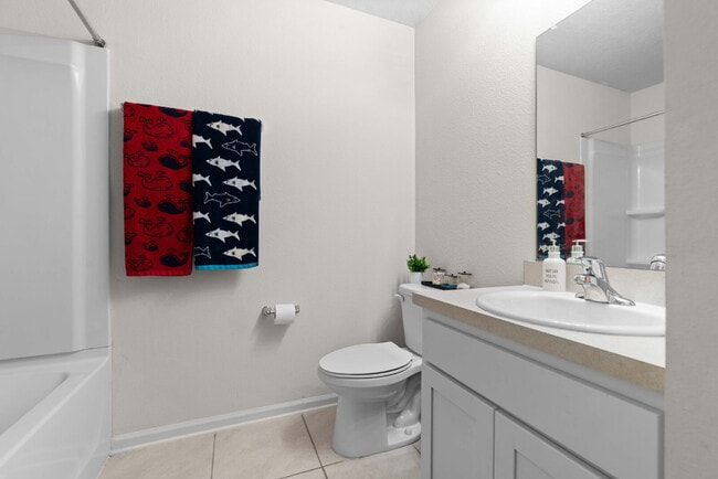Building Photo - Oakleaf Plantation 3-Bedroom Townhouse in ...