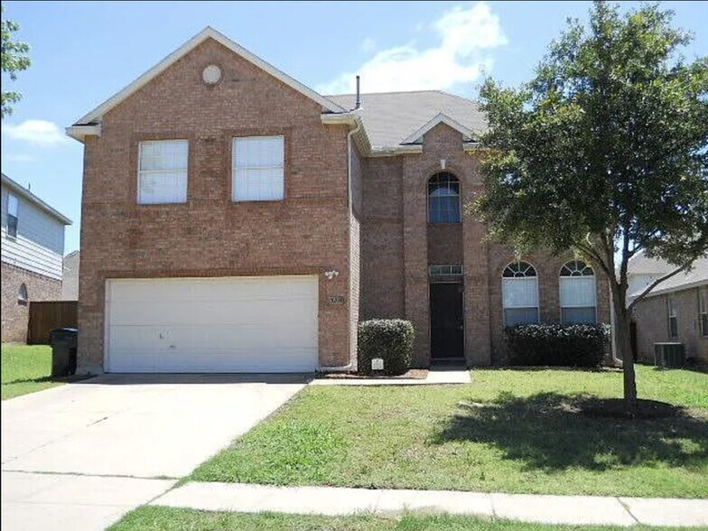 Primary Photo - 3204 Paradise Valley Dr