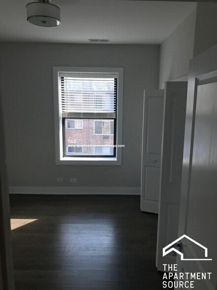 Building Photo - 2620 N Rockwell St