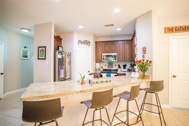 Building Photo - 10412 Talus Dr