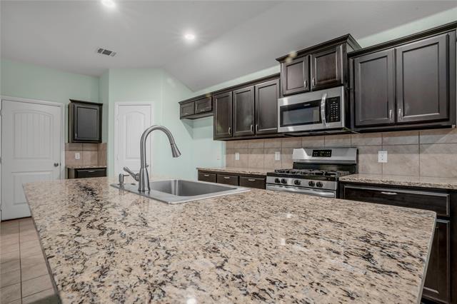 Building Photo - 8457 Comanche Springs Dr