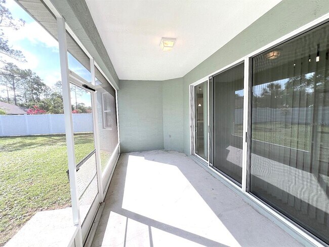 Building Photo - 37 Pine Croft Ln