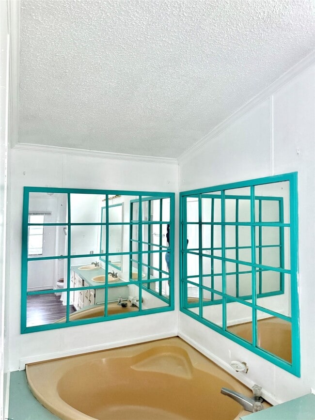 Building Photo - 9803 Cedar Branch Dr