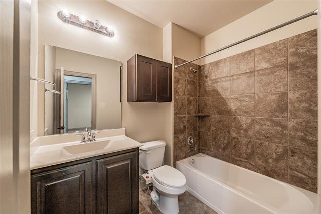 Building Photo - 4205 Riverview Dr