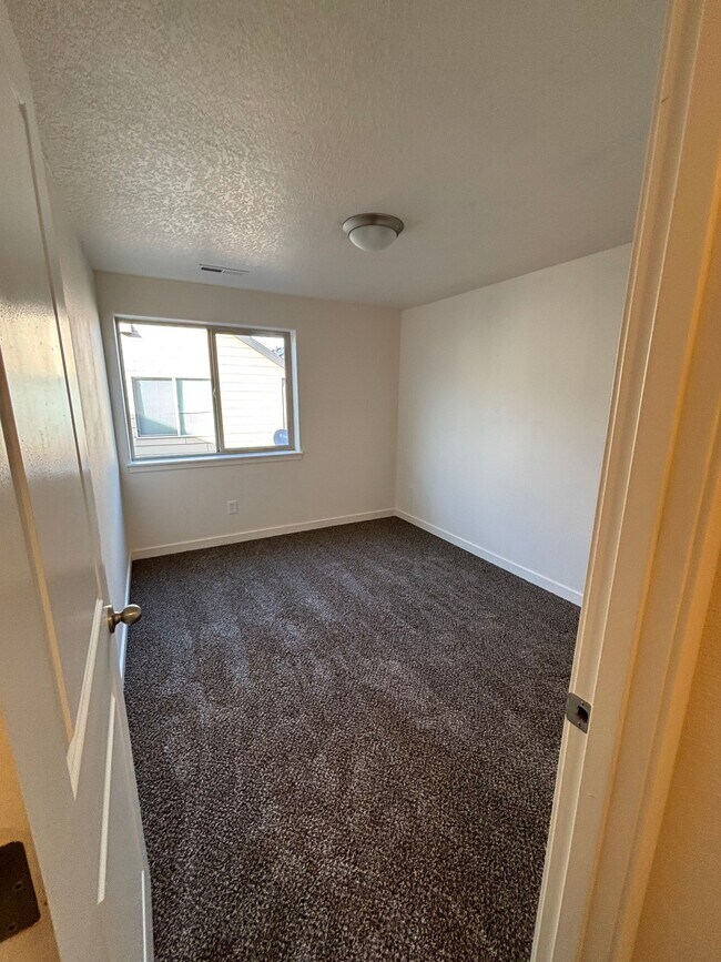 Bedroom 3 from hall - 13110 NE 25th St