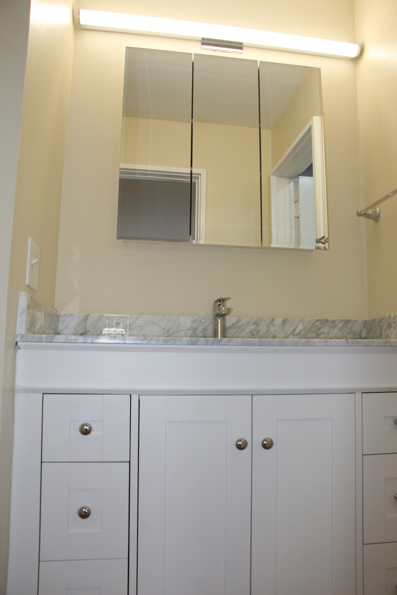 Building Photo - 3815 Harrison St