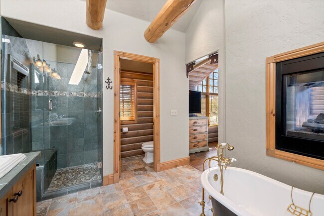 Building Photo - New to the market!  Log home in Frisco!  L...