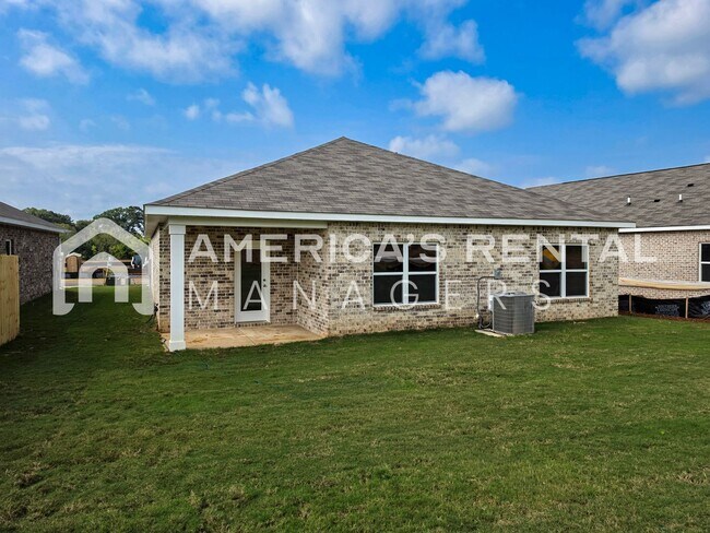 Building Photo - 310 Shellcracker Ln