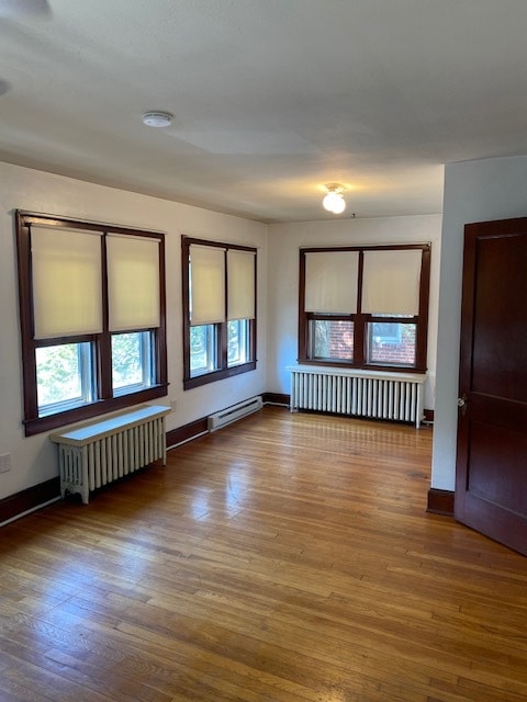 Living room - 319 Amherst St