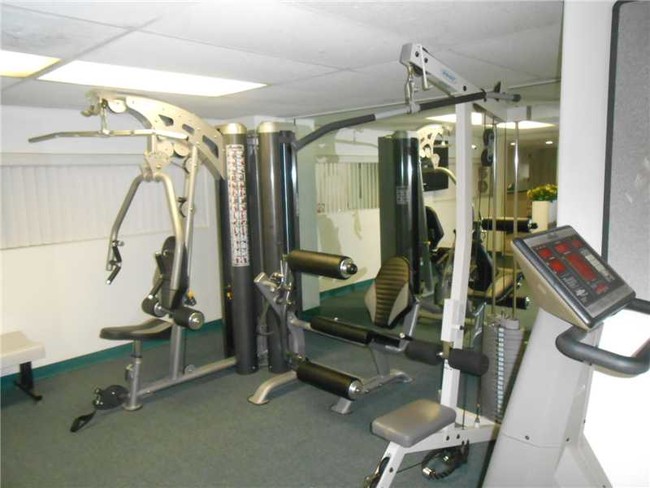 EXERCISE RM - 4010 Galt Ocean Dr