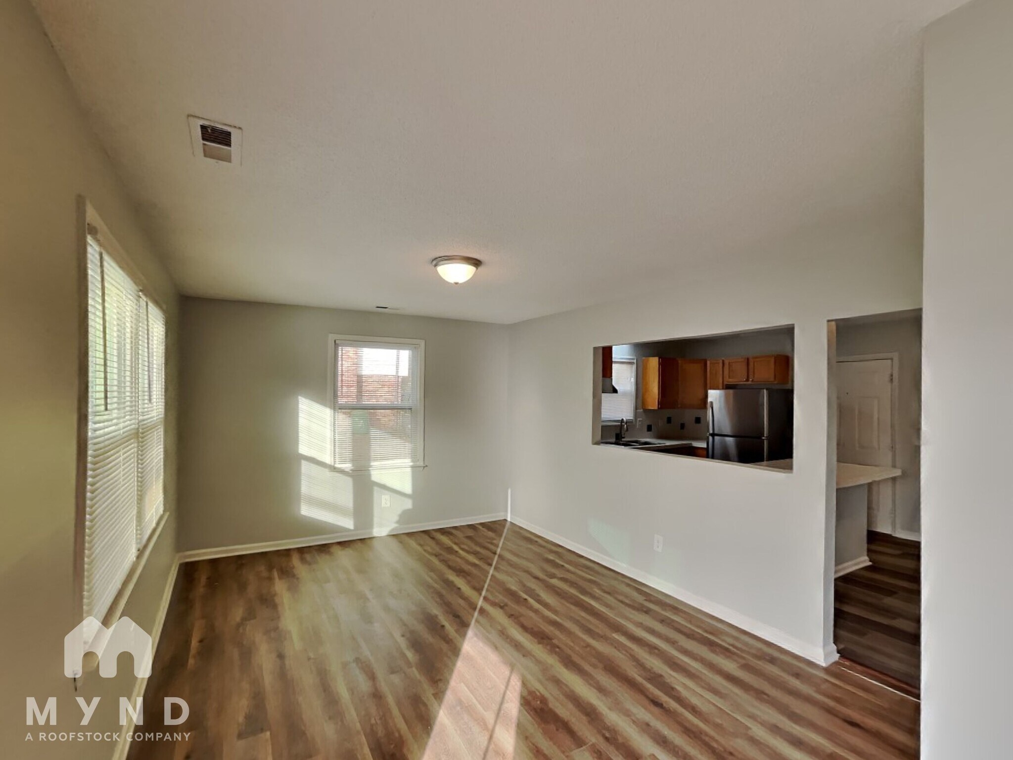 Building Photo - 211 Buckskin Dr