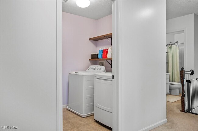 Building Photo - 3071 Liberty Ledges Dr