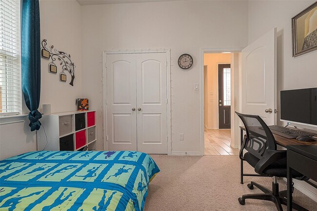 Building Photo - 1838 Smithers Landing Dr