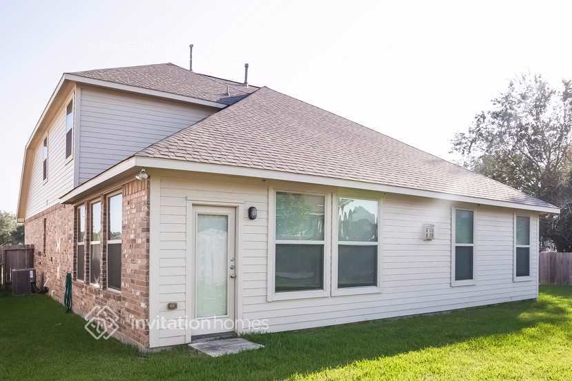 Building Photo - 1310 Jamison Pine Dr