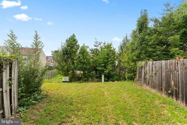 Building Photo - 209 Ilona Ct