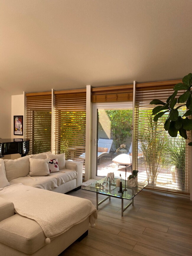 Primary Photo - 72760 Mesquite Ct