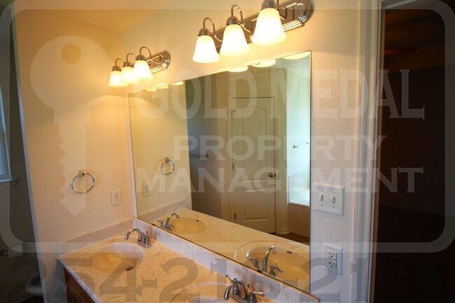 Building Photo - Fresh Vibes on Llano Estacado – Your Next Chapter Starts Here!