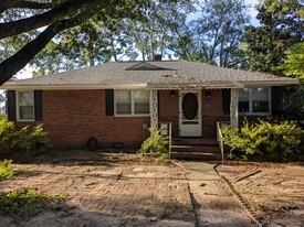 Building Photo - 1217 Jensen St