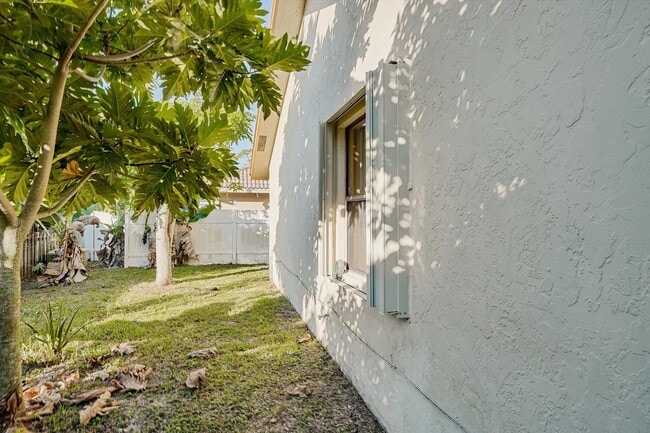 Building Photo - 13790 Paddock Dr