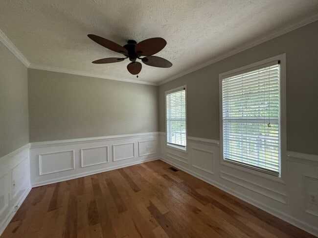 Building Photo - Spacious 4 Bed 2.5 Bath Home in Carolina Lakes