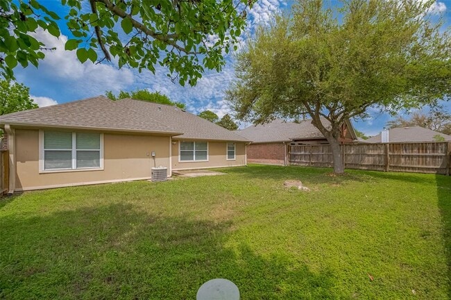 Building Photo - 4811 Tracemeadow Dr