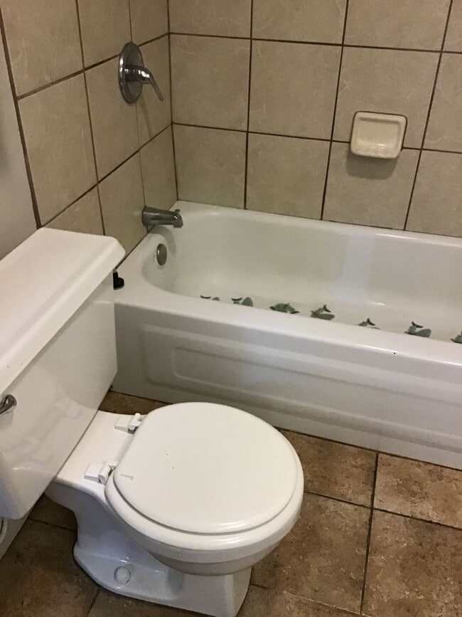 Building Photo - Spacious Mountain Home With Finished Basement & Great Location!