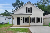 Building Photo - 1818 Greensboro St
