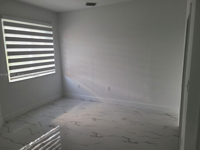 Building Photo - 7200 NW 177th St