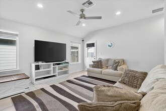 Building Photo - 1818 Secretariat Dr