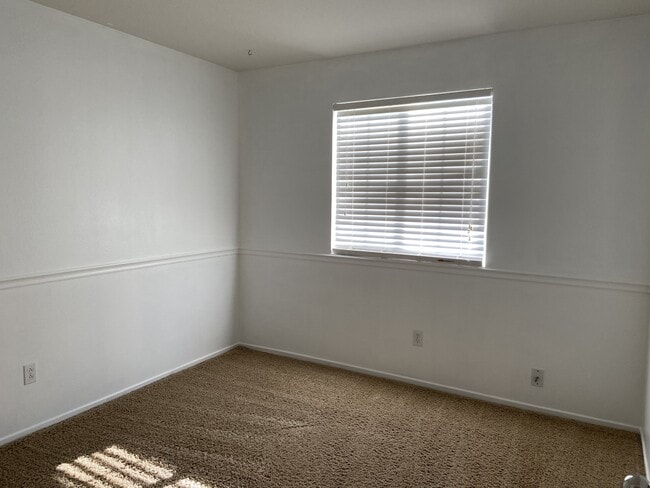 Building Photo - 5611 Artesano Ct