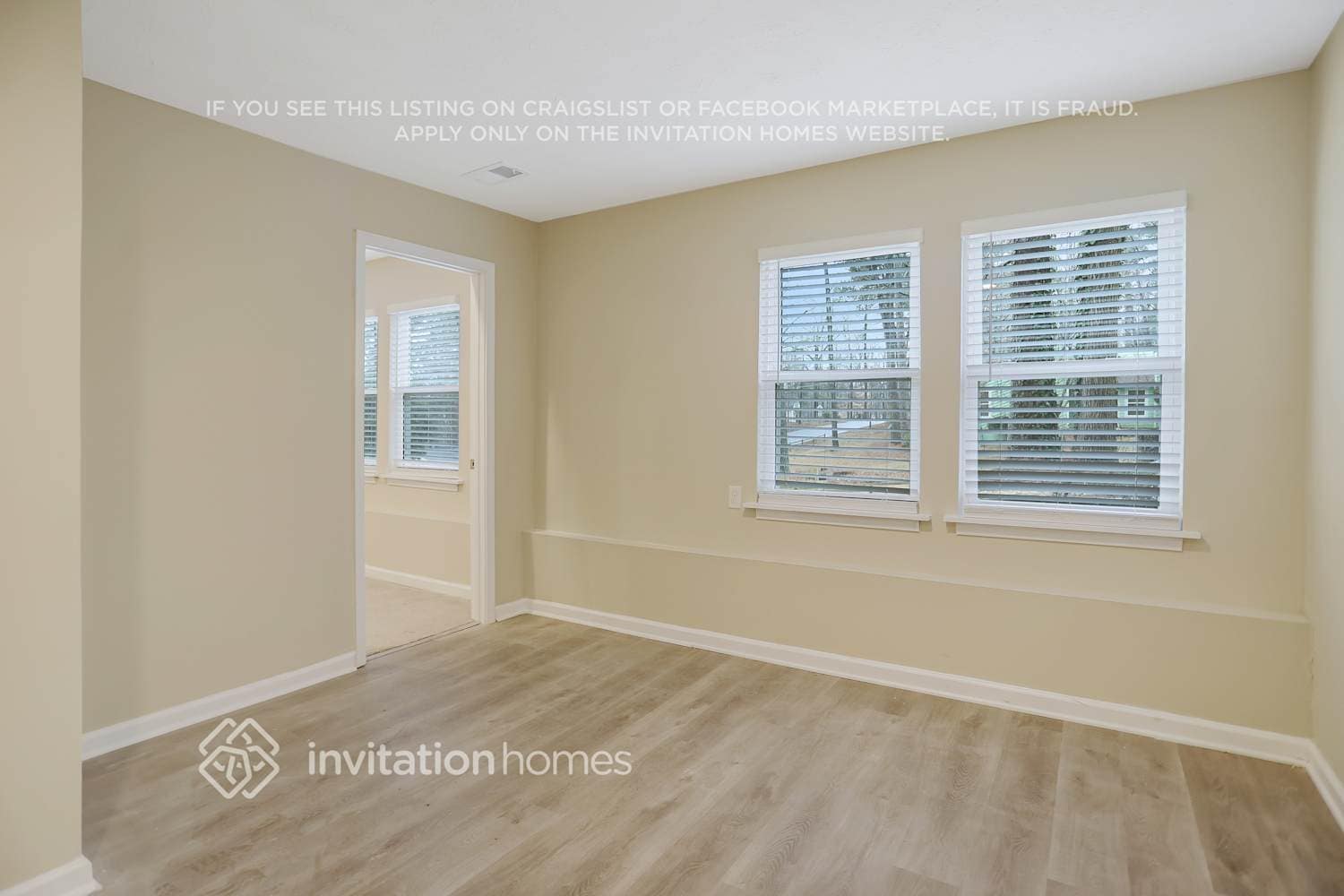 Building Photo - 4496 Fowler Ln