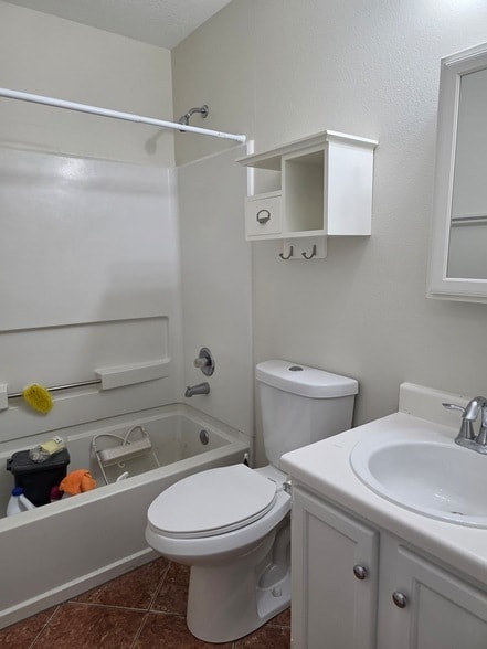 Building Photo - 16715 N Mist Dr