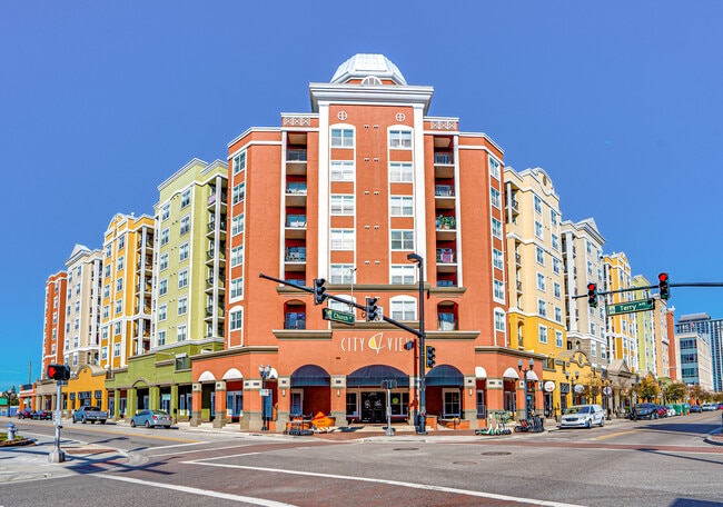 Building Photo - City View