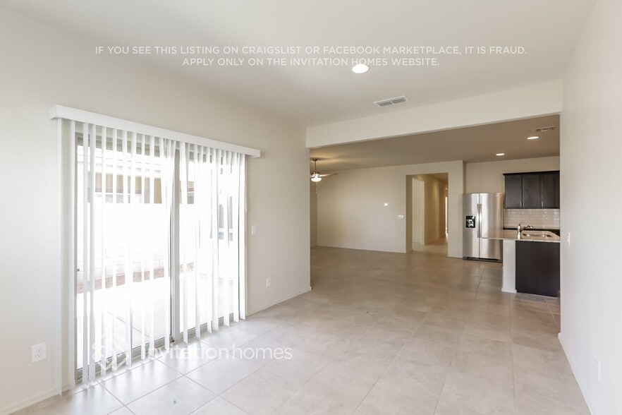 Building Photo - 25330 W Romley Rd